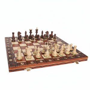 Échiquier en bois avec conception sur la bordure jeu d'échecs ensemble pièces d'échecs en bois fabriqués à la main de haute qualité à vendre par exportateur - Product Image 1