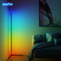 Lampe d'angle LED RGB intelligente tout-en-un avec télécommande pour la décoration intérieure du salon - Vente en gros