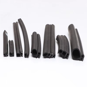 Bandes <span class=keywords><strong>d</strong></span>'étanchéité en caoutchouc EPDM adhésif résistant à l'usure à prix réduit Traitement de coupe de joint de porte de Garage de Ventilation par choc thermique - Product Image 1