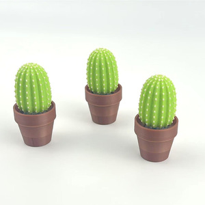 Giocattolo Antistress a Forma di Cactus Stampato in 3D, Mini Decorazione da Scrivania Unisex, Età 5+ - Product Image 1