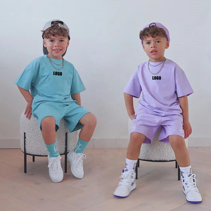 Tenues personnalisées pour enfants en bas âge, garçon et fille, streetwear d'été, t-shirt surdimensionné en coton 100% personnalisé, ensemble short, ensemble de vêtements unisexe pour enfants - Product Image 1