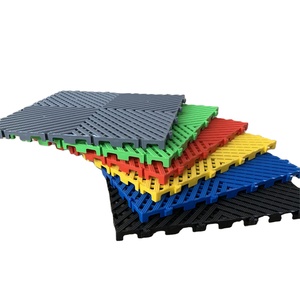 Carreaux de sol en plastique-Résistant à l'eau antidérapant de 18mm d'épaisseur Revêtement de sol écologique pour hangar de <span class=keywords><strong>garage</strong></span> Installation par clic Garantie de 5 ans - Product Image 5