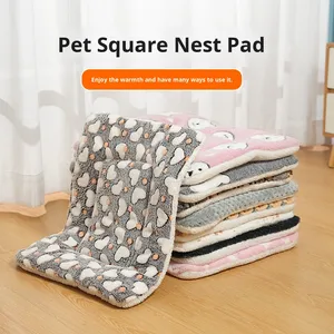 Alfombra Refrescante para Perros y Gatos, Cuadrada, de Felpa Gruesa y Cálida para Todas las Estaciones, con Forro de Coral - Product Image 5