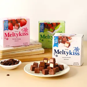 กล่องของขวัญช็อกโกแลตสโนว์คิส ไวท์ช็อกโกแลต ไส้สตรอว์เบอร์รี ขนมยอดนิยมในอินเทอร์เน็ต ขนมคริสต์มาส 520 - Product Image 2