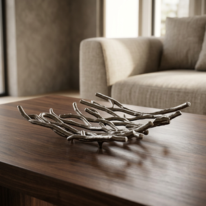 Plateau décoratif en métal contemporain au design intemporel, forme irrégulière, inspiré des plantes, fait main, pièce unique - Product Image 3