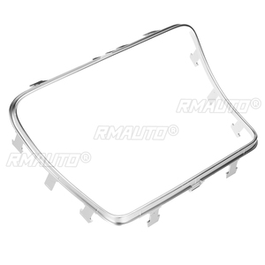 1x W205 ที่วางแก้วน้ำในรถยนต์ แถบตกแต่งขอบถาดใส่ขี้บุหรี่ สำหรับรถยนต์เมอร์เซเดสเบนซ์ ซี คลาส W253 W205 GLC200 ปี 2015-2019 - Product Image 2