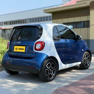 Smart <span class=keywords><strong>Fortwo</strong></span> 0.9T 90 CV L3, Auto a Benzina Piccola 2 Posti, Veicolo Passeggeri Usato Economico, Smart <span class=keywords><strong>Fortwo</strong></span> Coupé 450 Minicar - Product Image 4