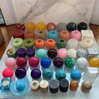 Vente en Gros Bouchons et Capots de Bouteille de Parfum Colorés en Résine d'Agate Ronde de Luxe pour Bille, 50mm, 38mm, 35mm