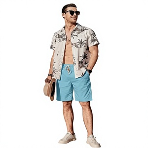 Shorts de plage décontractés pour hommes en tissu Oxford respirant, bleu clair, avec logo frontal, taille mi-haute et cordon de serrage - Product Image 1