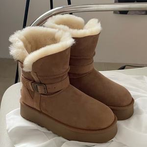 Chaussures de marque Tasmans Uug pour le dropshipping, baskets tendance haut de gamme, bottes de neige thermiques mignonnes en fourrure à plateforme pour l'hiver et l'automne - Product Image 1