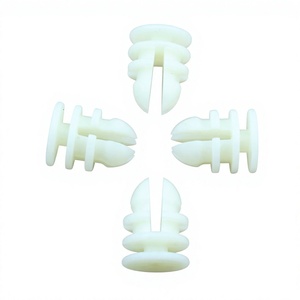 Pour Tesla : Fixations de clip de couvercle de collecte d'eau pour essuie-glace 109269600B en PP, installation facile, pour vitres de voiture - Product Image 2