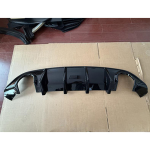Splitter Anteriore Stile Scat Pack SRT Hellcat con Luce Freno LED e Diffusore S5 per Dodge Charger 2015-2023 - Product Image 4