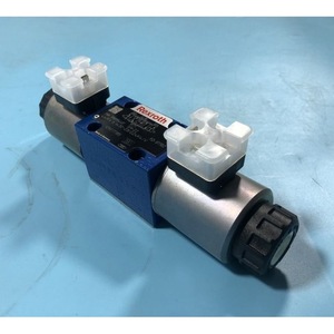 วาล์วควบคุมทิศทางแบบสัดส่วน Rexroth รุ่น 4WRA6W30-2X/G24K4/V 315 บาร์ 60 ลิตร/นาที ควบคุมด้วยระบบไฟฟ้าลมไฮดรอลิก - Product Image 1