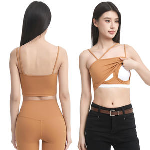 Venta al por mayor de camisetas cortas de gimnasio con logotipo personalizado de las mujeres camisola moda caliente Fitness entrenamiento integrado sujetador estilo corto deportes Yoga desgaste - Product Image 1