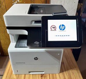 Stampante Multifunzione <span class=keywords><strong>LaserJet</strong></span> Enterprise M527dn di Seconda Mano, A4, 43ppm, ADF, Scansione Fronte/Retro, Schermo Touch da 8 Pollici - Product Image 5