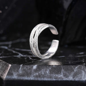 Nieuwe Trend 925 Sterling Zilveren Mode Sieraden Geborsteld Onregelmatige Getextureerde Holle <span class=keywords><strong>X</strong></span> Vorm Dikke Open Ringen Verstelbaar - Product Image 5