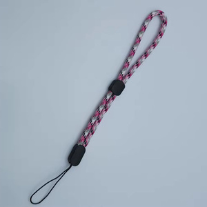 Sangles de poignet réglables en nylon |   Anneau de doigt coloré pour téléphones portables, clés USB, badges d'identification - Product Image 4
