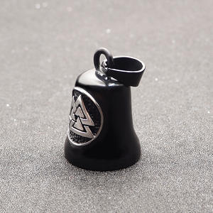 Llavero de Acero Inoxidable con Símbolo Vikingo de <span class=keywords><strong>Runas</strong></span> para Motociclistas, Amuleto de la <span class=keywords><strong>Suerte</strong></span> para Motociclistas, Color Negro Plateado - Product Image 4