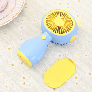Mini ventilador portátil con soporte desmontable, batería recargable, funcionamiento manos libres para estudiantes y uso en exteriores - Product Image 4