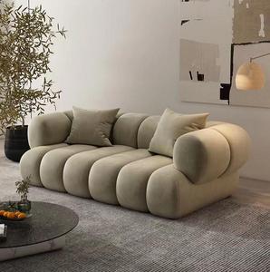 Moderne minimalistische woonkamerbankcombinatie, stoffen bekleding, golvende rupsvorm, duurzaam, comfortabel zitten voor open woninginrichting - Product Image 6