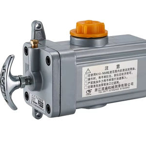 Cep boyutunda manuel yağ yağlama pompası - Product Image 1