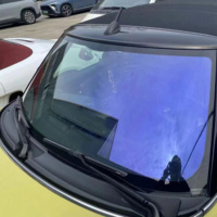 Film teinté caméléon bleu et violet 60% VLT pour vitres de voiture