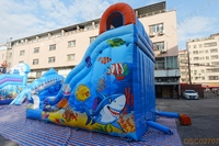 Toboggan gonflable sous-marin LilyToys avec décoration de requin pour parc d'attractions et fête en plein air