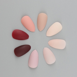 Presse sur <span class=keywords><strong>ongles</strong></span> avec logo personnalisé <span class=keywords><strong>faux</strong></span> <span class=keywords><strong>ongles</strong></span> vernis gel mat couverture complète 24 pièces/boîte emballage <span class=keywords><strong>ongles</strong></span> artificiels - Product Image 3