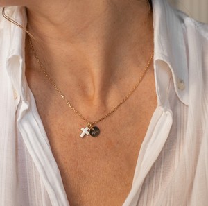 Inspire gioielli collana con croce smaltata personalizzata in acciaio inossidabile ciondolo minimalista per <span class=keywords><strong>ragazze</strong></span> regalo nome personalizzato all'ingrosso - Product Image 2