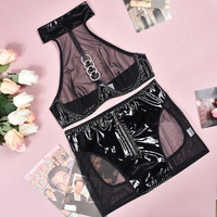 Ensemble de lingerie en cuir noir pour femmes, soutien-gorge à forte poitrée, sous-vêtements sexy et révélateurs, tissu en nylon, design populaire, soutien-gorge tendance