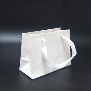 Bolsas de Papel Kraft Personalizadas con Asas Planas para Comida Rápida, Bolsas de Transporte para Restaurantes, Modernas - Product Image 2