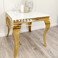 Table d'appoint carrée de luxe moderne avec dessus en marbre Table d'appoint de petit volume pour la maison et les tables console de salle à manger