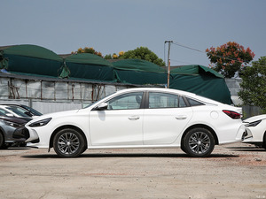 2023 <span class=keywords><strong>MG5</strong></span> berline de luxe 180DVVT manuel essence 1.5L lumière sombre intérieur EV voiture hybride Option nouvelles voitures en alliage d'aluminium galerie de toit - Product Image 5