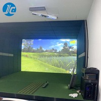 Simulateur de golf de qualité commerciale avec simulation multi-terrains et système de lancement automatique pour usage domestique