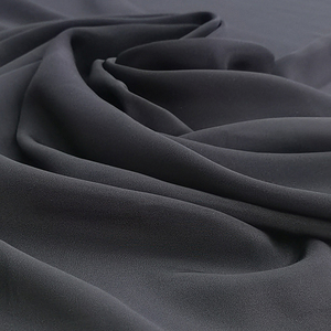 Tessuto in Seta Crepe De Chine Nero, Larghezza 140cm, Peso 30mm, per Abiti da Sposa - Product Image 3
