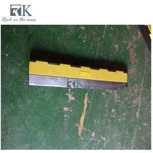 รางเคเบิลยางคุณภาพดี สีเหลืองและสีดำ สำหรับป้องกันสายไฟ - Product Image 6