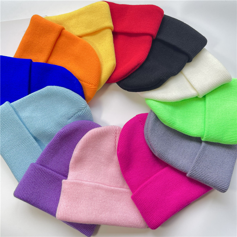 RTS для мальчиков и девочек; Сезон осень-зима; От 2 до 5 лет, чистый цвет, эластичные детские вязаная шапка