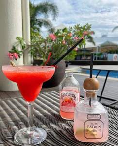 Bouteille en plastique transparente PATRON MINI pour boisson, tequila du Mexique, 12 oz/375 ml, souvenir, cocktail - Product Image 2
