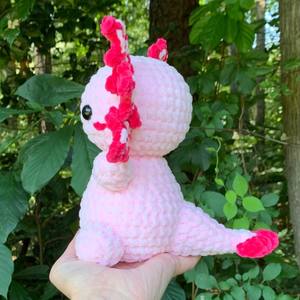 Juguetes de axolote de ganchillo multicolor en oferta, con ojos de seguridad y algodón suave, juguetes de axolote hechos <span class=keywords><strong>a</strong></span> mano para niños - Product Image 3