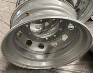 โรงงานอะไหล่รถบรรทุก ขายตรง ล้อรถบรรทุกเหล็ก อลูมิเนียม ล้ออัลลอย - Product Image 4