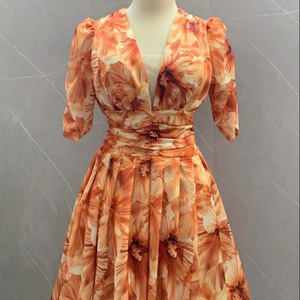 Abito Mini in Seta con Fiori, Moda <span class=keywords><strong>Donna</strong></span> 2025, Casual, Dolce, Tinta Unita, Primaverile, Plissettato, Senza Spalline, Lavorato a Maglia, Lavabile, Conveniente - Product Image 2