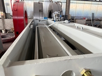 Machine de cisaillement à guillotine hydraulique automatique avancée avec moteur pour la découpe continue de tôles d'acier CNC