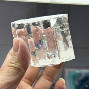 Ngô Châu CZ chất liệu thô Cubic Zirconia thô Uncut đá quý - Product Image 2