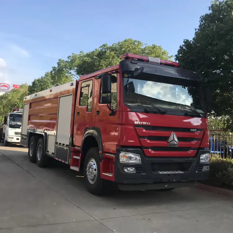6x4 25000kg Sinotruck howo 16000L espuma de fuego y tanque de agua camiones contra incendios combinación de polvo seco camión
