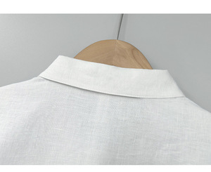 Polo en lin et coton pour homme avec logo personnalisé, respirant, à manches courtes, décontracté, boutonné, personnalisation OEM - Product Image 2