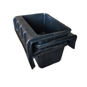 Tempat Pakan Babi Fleksibel, Wadah Karet Daur Ulang, Pagar di Atas Bak Pakan 16L, Tempat Pakan Gantung - Product Image 6