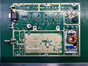 300MHz-1700MHz băng rộng 150W VHF Drone FPV Jammer Bộ khuếch đại tín hiệu kỹ thuật số băng thông rộng RF lá chắn chống Drone chặn - Product Image 6