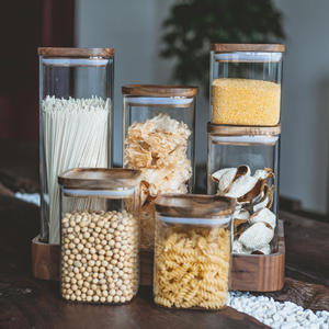 Vente en gros Récipients hermétiques pour aliments en borosilicate personnalisés Bocal de stockage en verre carré avec couvercle en bois d'<span class=keywords><strong>acacia</strong></span> pour la cuisine Épice salé - Product Image 5