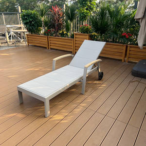 سرير صالة فاخر حديث بسيط بإطار من الألومنيوم ، سرير صغير في الهواء الطلق لحديقة حمام سباحة للاسترخاء في الشمس للفنادق - Product Image 6