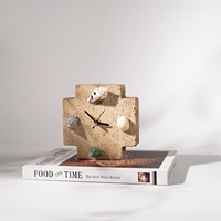 Horloge de table de style français moderne et simple, finition luxueuse en nacre, silencieuse, rétro, pièce décorative, décoration idéale pour la maison
